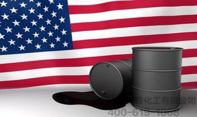 美国原油周五触及17个月新高 节前小幅上涨