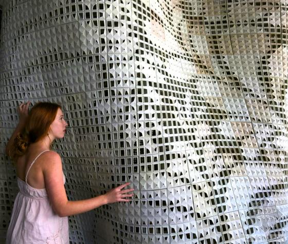 3D打印创造出水泥花朵景观亭局部-3D打印创造出水泥花朵景观亭第7张图片